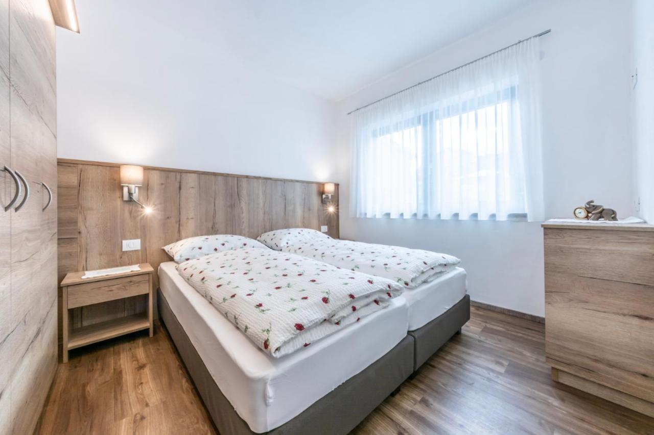 Alfred Ties Apartments San Vigilio Di Marebbe Bagian luar foto