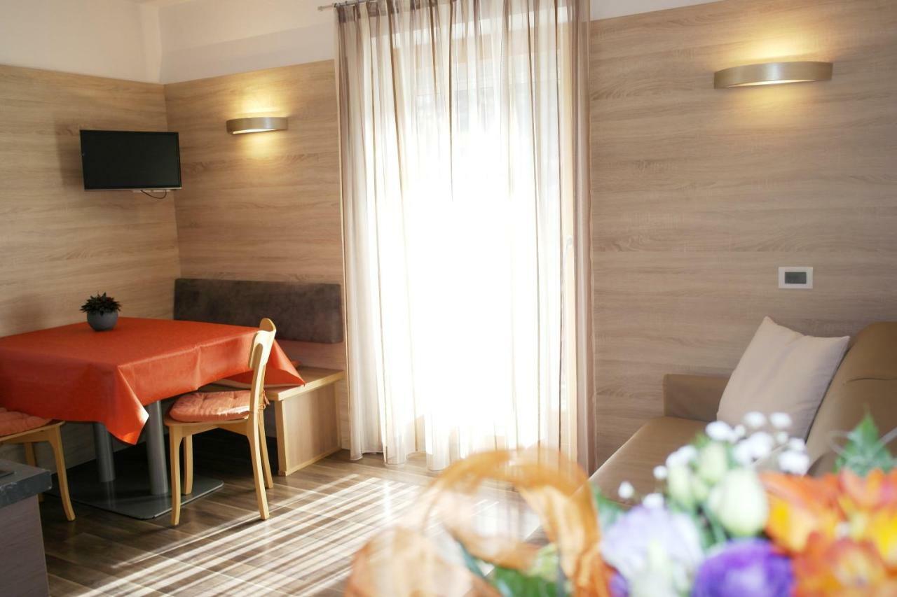 Alfred Ties Apartments San Vigilio Di Marebbe Bagian luar foto