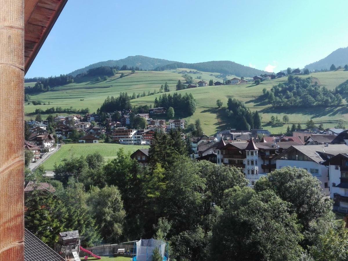 Alfred Ties Apartments San Vigilio Di Marebbe Bagian luar foto